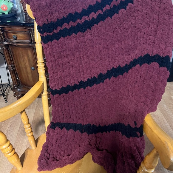 Chenille hand knit throw / afghan - Picture 2 of 2